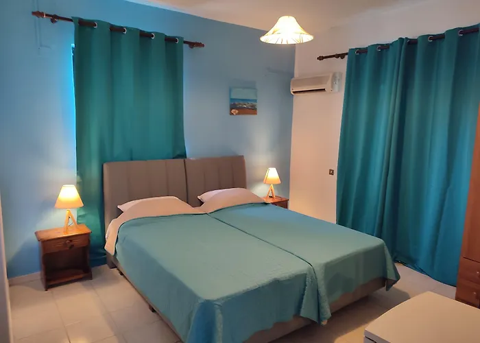 Dolphin 3* Rhodes City