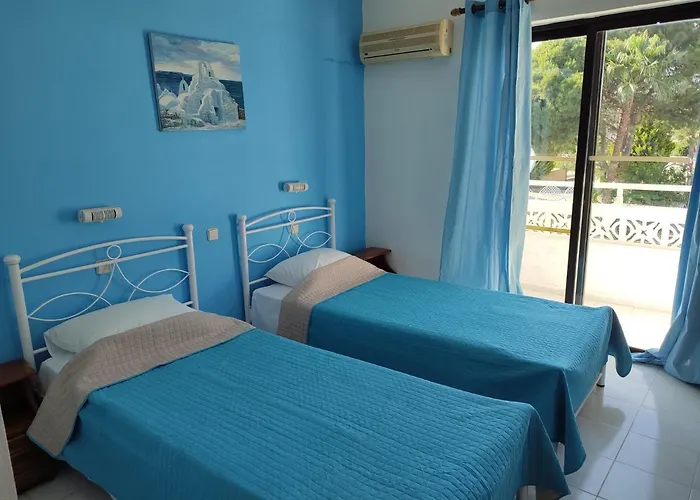 Dolphin 3* Rhodes City